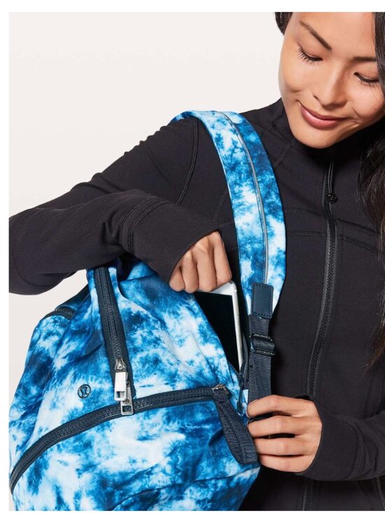 Lululemon City Adventurer Backpack main image 6